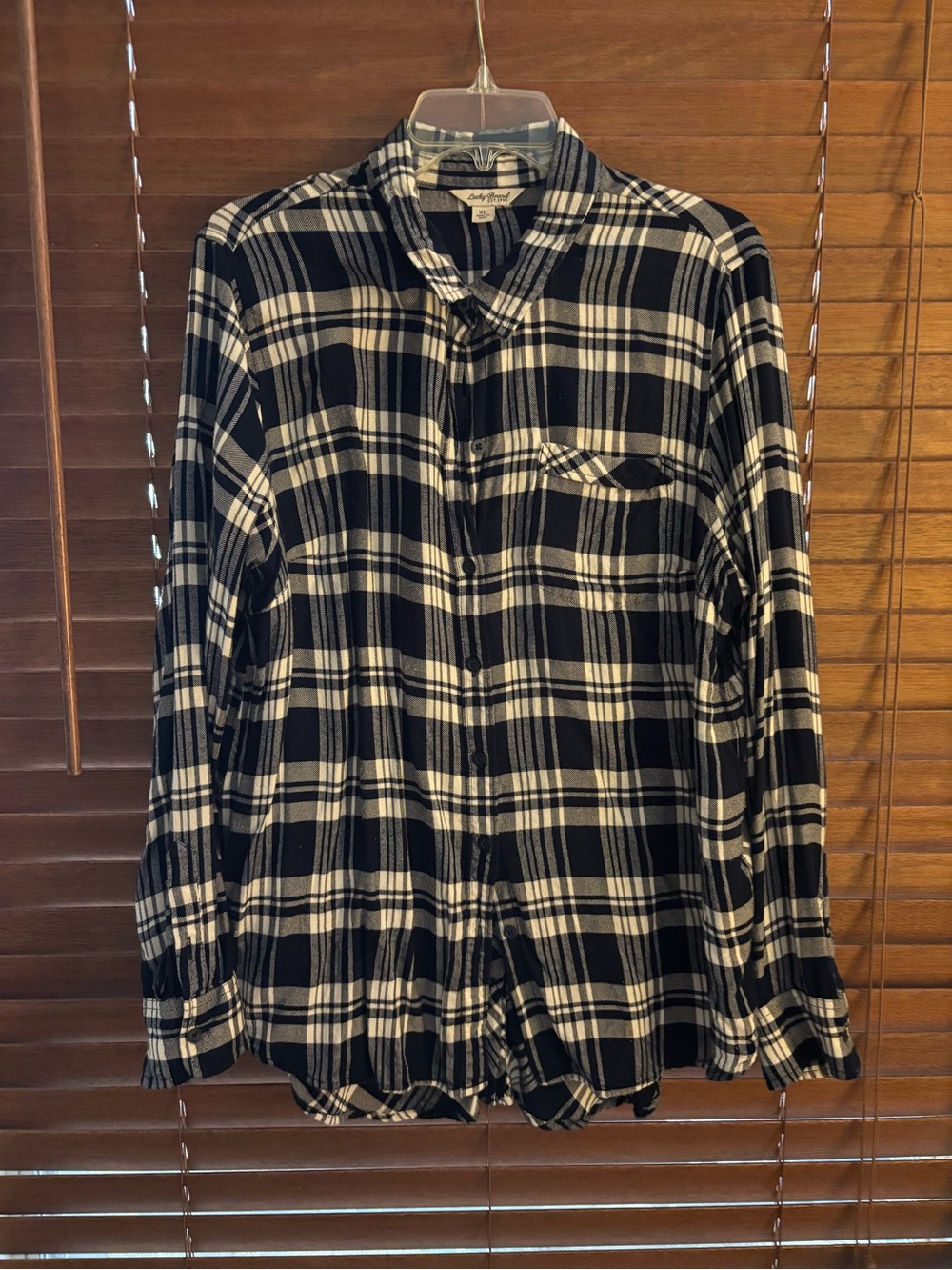 Lucky Brand Navy & White Plaid Button-Down Shirt